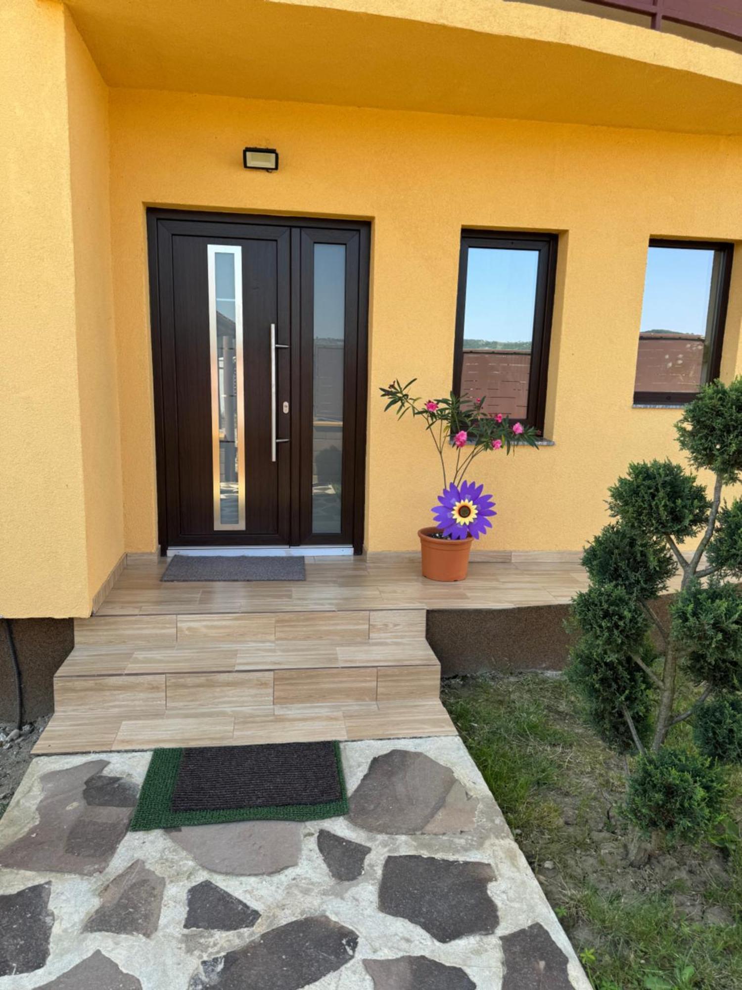 Casa Casy Βίλα Oradea Εξωτερικό φωτογραφία