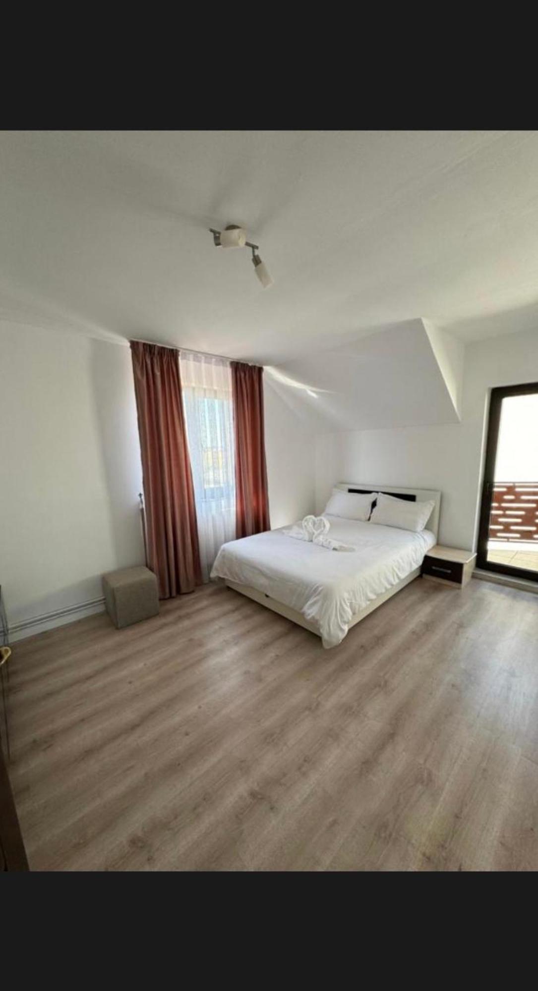 Casa Casy Βίλα Oradea Εξωτερικό φωτογραφία